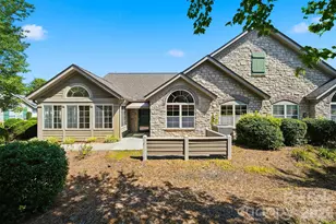 808 Wynnshire Drive, Hickory, NC 28601 - Photo 1