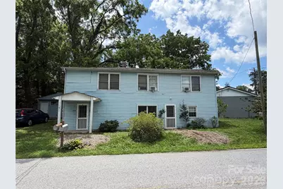 401 N Lakeside Drive, Hendersonville, NC 28739 - Photo 1