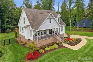 136 Maplewood Ct, Hudson, NC 28638 - Photo 1