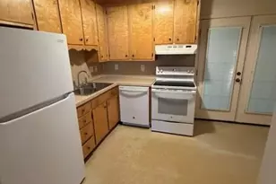 100 W 17th St, Newton, NC 28658 - Photo 1