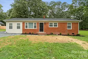 905 Clark St, Wingate, NC 28174 - Photo 1