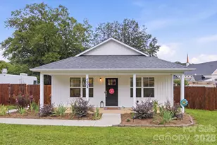 1003 Adams St, Statesville, NC 28677 - Photo 1