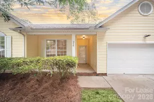 216 Howe St, Belmont, NC 28012 - Photo 1