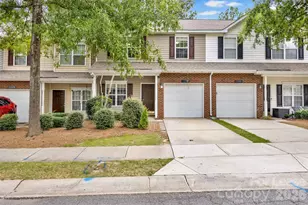 11054 Dixie Hills Dr, Charlotte, NC 28277 - Photo 1
