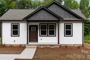 209 Knott St, Shelby, NC 28150 - Photo 1