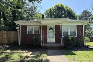 1000 Roanoke Ave, Charlotte, NC 28205 - Photo 1