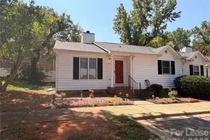 5917 Crape Myrtle Ln, Charlotte, NC 28216 - Photo 1