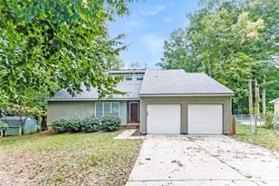 2201 Mary Ann Dr, Charlotte, NC 28214 - Photo 1