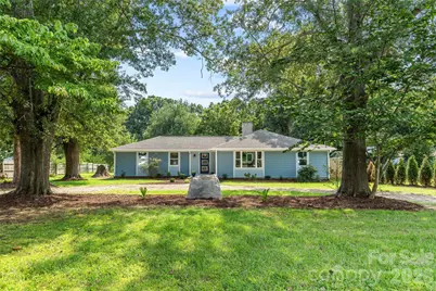 821 Dallas Spencer Mountain Road, Dallas, NC 28034 - Photo 1