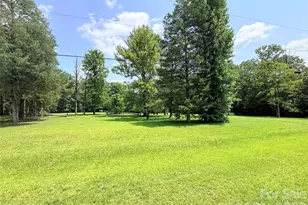 329 Pineview Ct Ln, Lancaster, SC 29720 - Photo 1