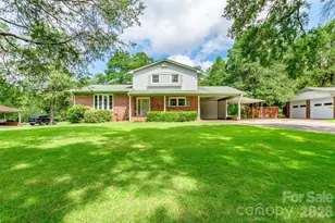 752 Cedar Ln, Chester, SC 29706 - Photo 1