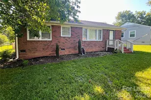 916 Summer Dr, Gastonia, NC 28052 - Photo 1