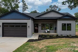 2237 Ashwood St, Maiden, NC 28650 - Photo 1