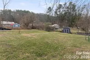 14 Sycamore Dr, Asheville, NC 28804 - Photo 1