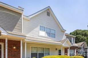 3134 Summercroft Ln, Charlotte, NC 28269 - Photo 1