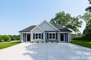 415-417 F Ave SE, Hickory, NC 28602 - Photo 1