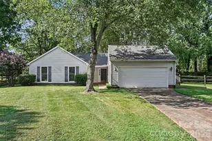 8248 Oakley Ln, Charlotte, NC 28270 - Photo 1