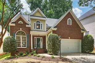 1912 Dearmon Dr, Charlotte, NC 28205 - Photo 1