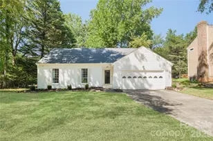 8805 Golf Ridge Dr, Charlotte, NC 28277 - Photo 1