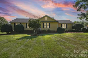 4207 Deerfield Dr, Monroe, NC 28112 - Photo 1