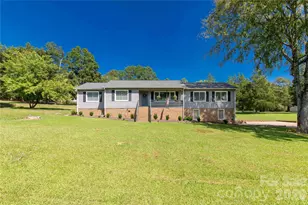 1009 Hollow Rd, Chester, SC 29706 - Photo 1