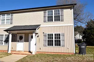 1527 Black Kettle Dr, Charlotte, NC 28213 - Photo 1