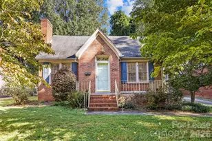 2537 Cranbrook Ln, Charlotte, NC 28207 - Photo 1