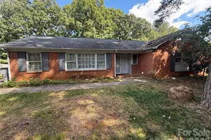 818 McLaughlin Dr, Charlotte, NC 28212 - Photo 1