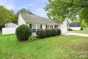 109 Whitby Dr, Mount Holly, NC 28120 - Photo 1