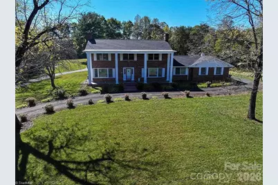 105 Pepperbush Trail, Dobson, NC 27017 - Photo 1