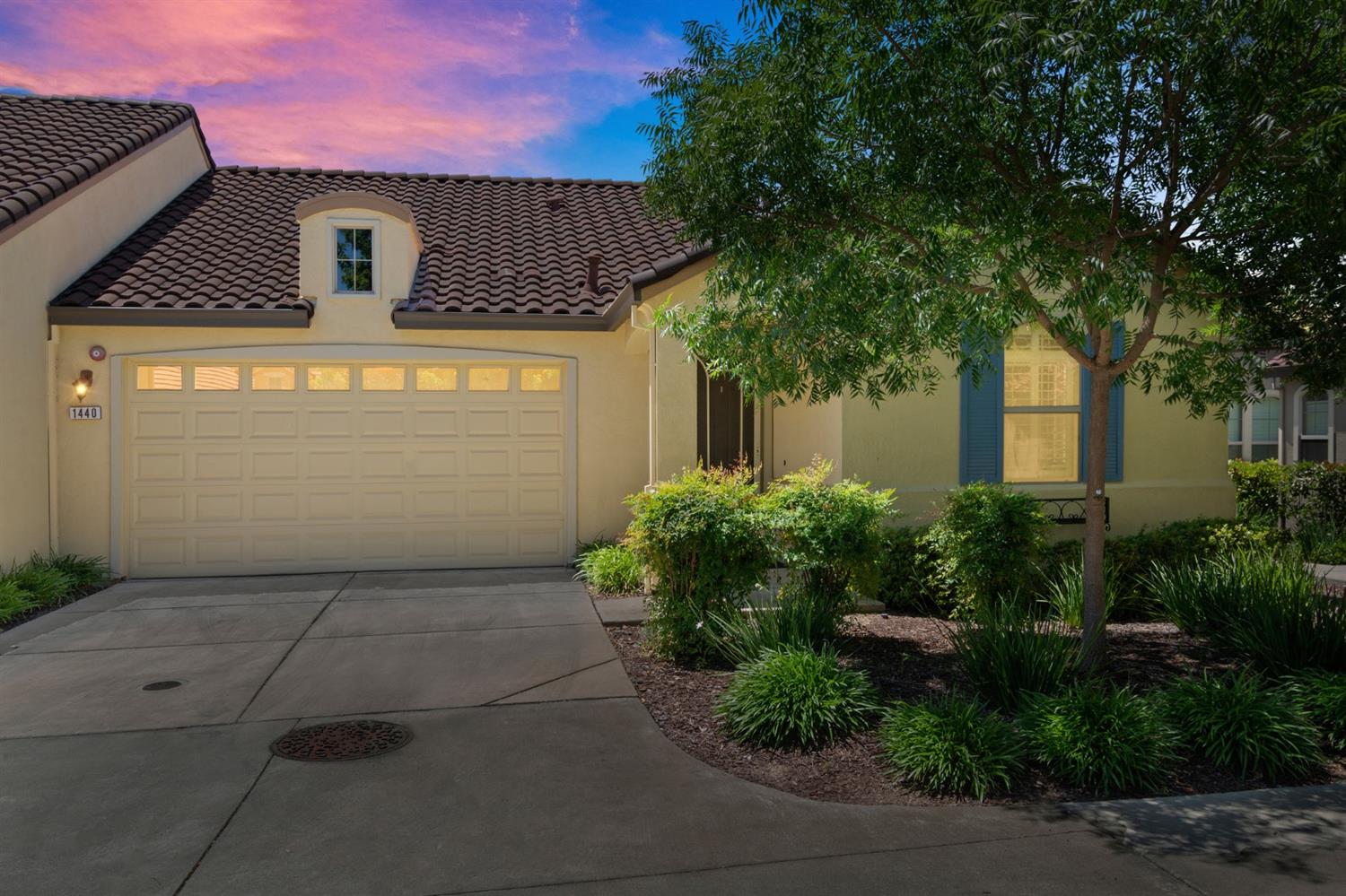 1440 Marseille Ln Roseville Ca 95747 Mls 19044297 Coldwell