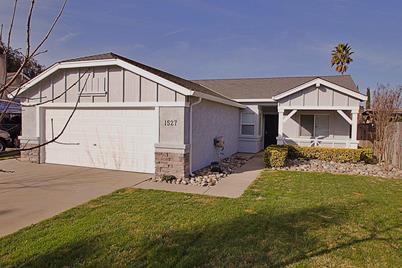 1527 East Denver Ave Stockton Ca 95206 Mls 20009858 Coldwell
