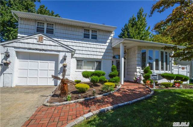 341 Clearmeadow Dr East Meadow Ny 11554 Mls 2791560 Coldwell 341 Clearmeadow Dr East Meadow Ny 11554 Mls 2791560 Coldwell Banker