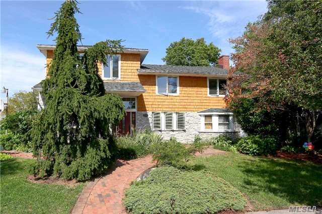 290 Buick Pl East Meadow Ny 11554 Mls 2885724 Coldwell Banker