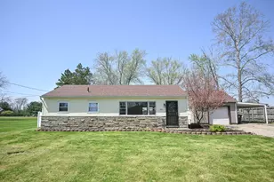 245 Gordon Rd, Springfield, OH 45504 - Photo 1