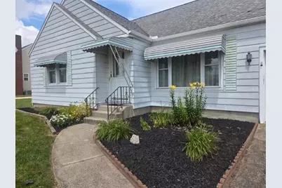 704 Defiance Street, Wapakoneta, OH 45895 - Photo 1