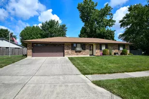 6851 Locustview Dr, Dayton, OH 45424 - Photo 1