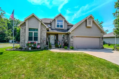 1704 Echo Lake Drive, Piqua, OH 45356 - Photo 1