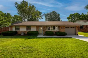 132 Grantwood Dr, Dayton, OH 45449 - Photo 1