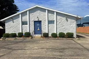 2131 N Limestone St, Springfield, OH 45503 - Photo 1