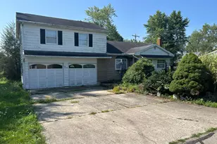 270 Center St, Lakeview, OH 43331 - Photo 1
