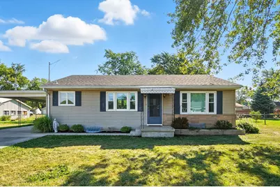 504 S Pine Street, Wapakoneta, OH 45895 - Photo 1