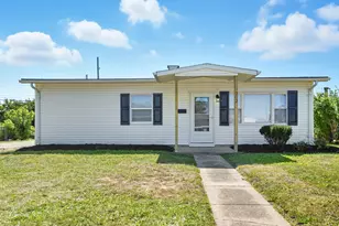 202 Fenwick Dr, New Carlisle, OH 45344 - Photo 1