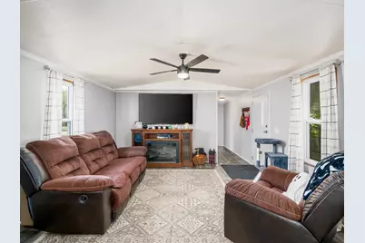 569 E 10th Street #1A, Marysville, OH 43040 - Photo 1