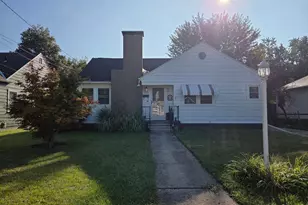 438 Lawnview Ave, Springfield, OH 45505 - Photo 1