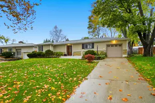 1919 Fairway Dr, Springfield, OH 45504 - Photo 1