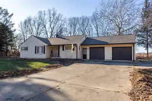 612 Barnhart Rd, Troy, OH 45373 - Photo 1