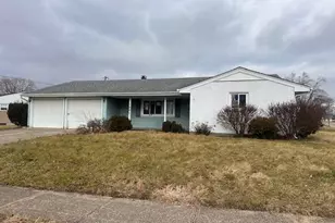 1001 Langdale Ave, New Carlisle, OH 45344 - Photo 1