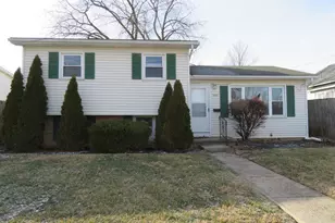 524 N Oakland St, Urbana, OH 43078 - Photo 1
