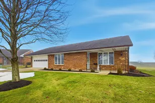 1040 Carson Ln, Springfield, OH 45503 - Photo 1